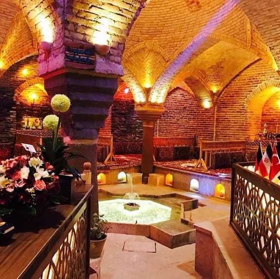 کافه در همدان