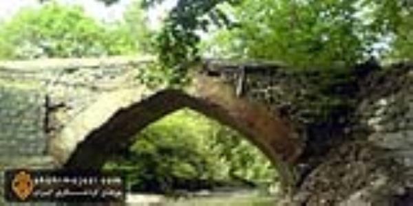  حسینیه و پل تاریخی برغان 