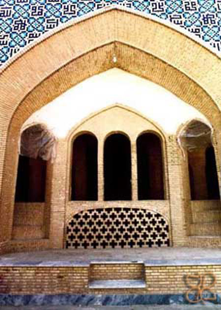  مسجد جامع عتیق ,گردشگری ایران