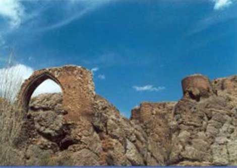  قلعه پولاد روستای بلده ,گردشگری ایران