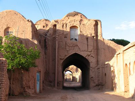  قلعه کریم آباد ,گردشگری ایران